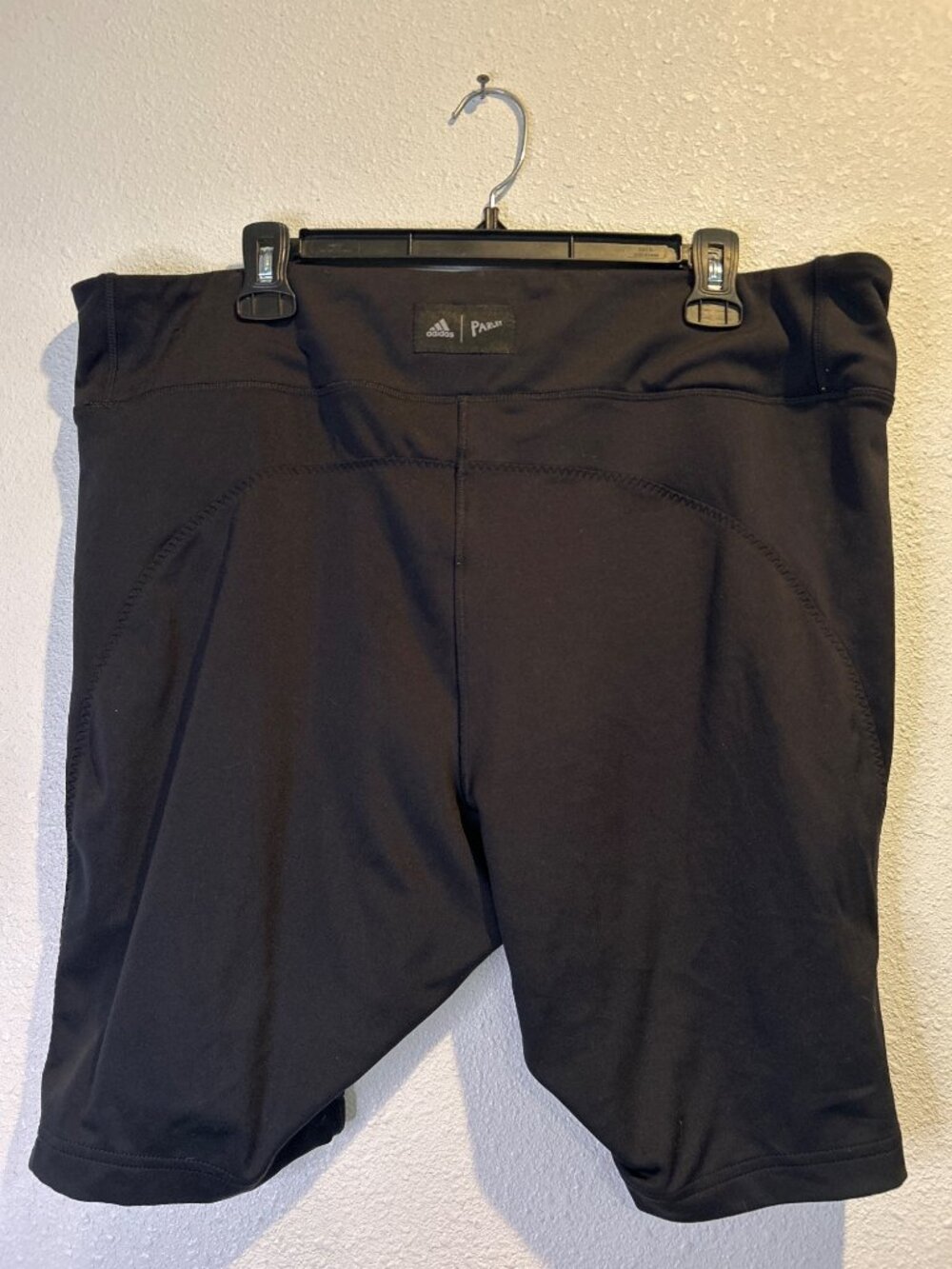 Adidas Women's 2XL Parley Run for the Oceans High-Rise Short BLACK - Picture 3 of 6